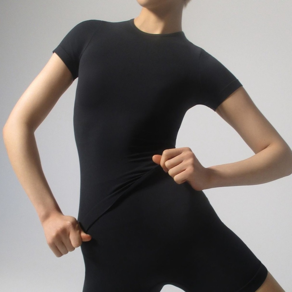 SKIMS Soft Smoothing T-Shirt
